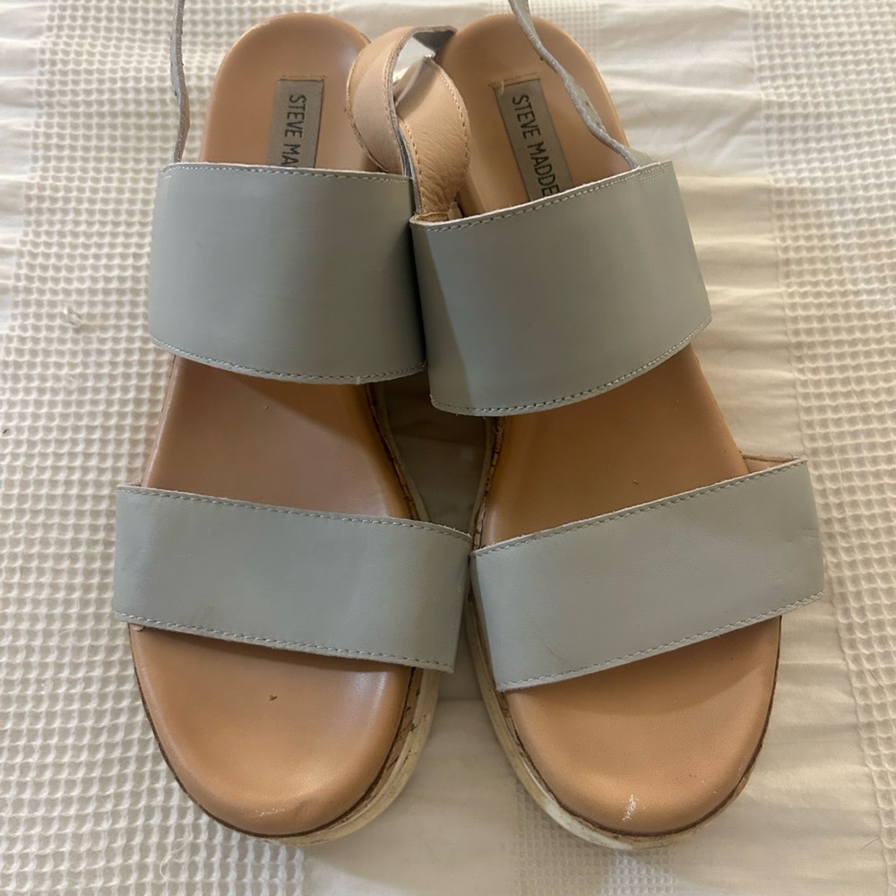 Steve Madden Women's Light Gray Sandals